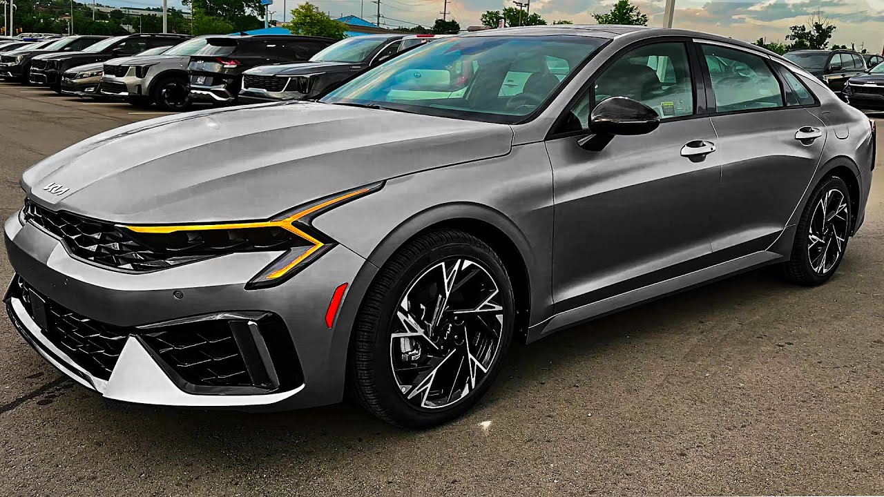 2025 Kia K5 GT Review: The 290-HP Midsize Sedan That Challenges the Status Quo 3 2025 K5 GT Review