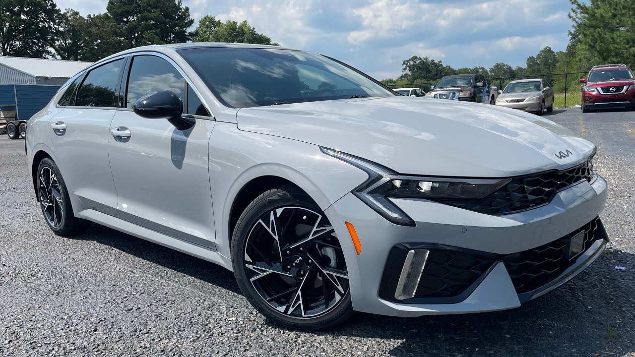 2025 Kia K5 GT Review: The 290-HP Midsize Sedan That Challenges the Status Quo 4 2025 K5 GT Review